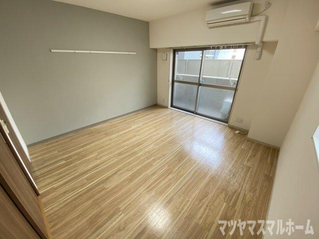 Y z Lucaoの居間写真
