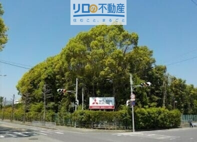 その他　三菱電機高周波光デバイス製作所（その他）まで438m