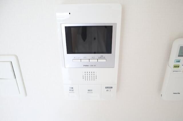 セキュリティ　☆モニター付きインターホン☆