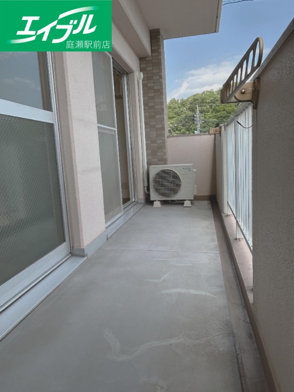 バルコニー　別のお部屋の写真です。実際とは異なります。