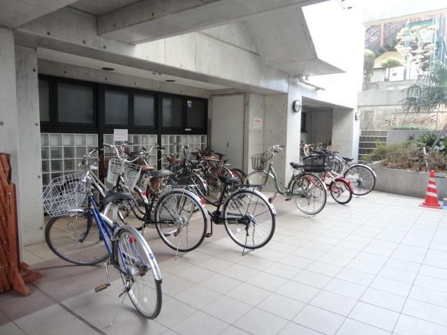 駐車場　★駐輪場★