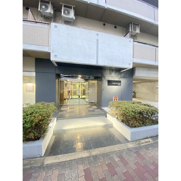 エントランス　※同仕様写真となります。