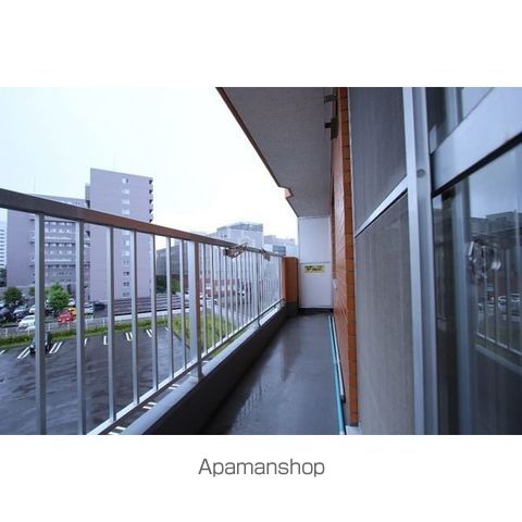 地下鉄東西線 大谷地駅 徒歩4分 5階建 築42年の内装写真