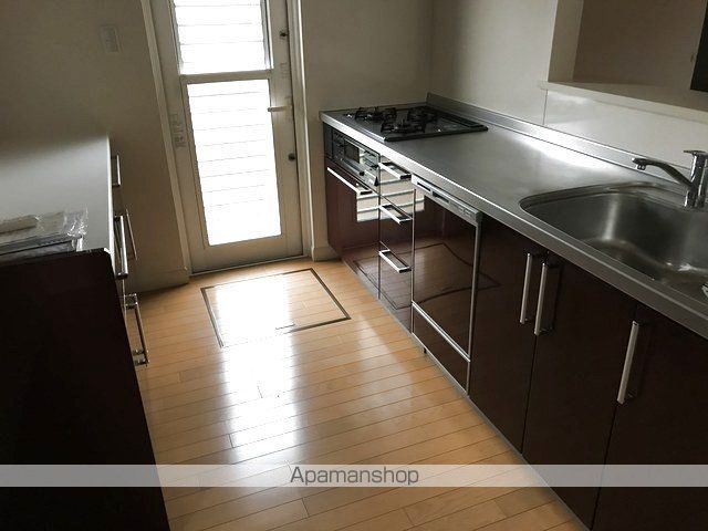 長津田みなみ台戸建のキッチン写真