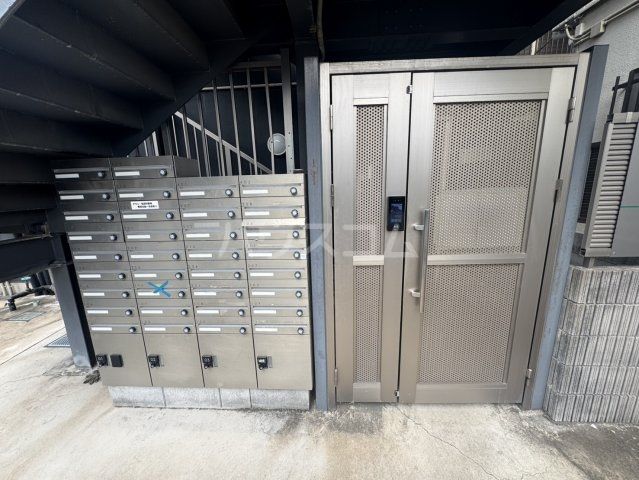 ヨウコースクウェア蕨の外観写真