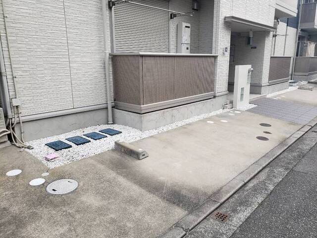 駐車場　駐車場