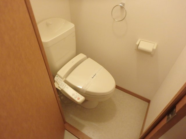 レオパレス星の原のトイレ写真