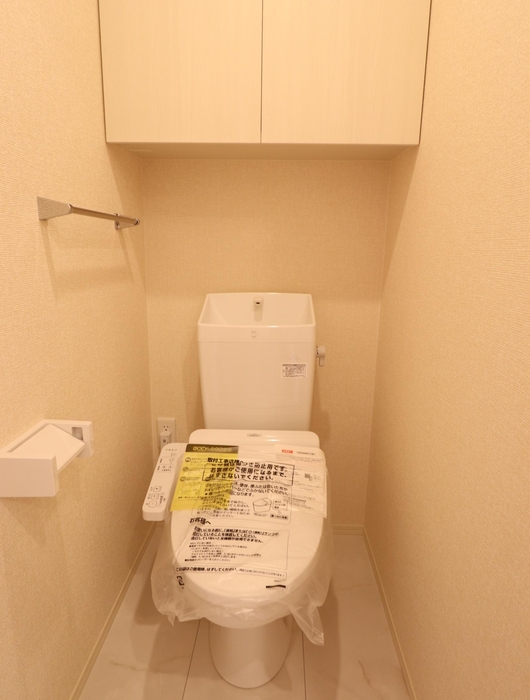 ＪＲ鹿児島本線 川尻駅 徒歩10分 3階建 築7年のトイレ写真