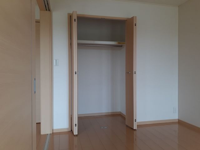 収納　図面と現状に相違がある場合には現状を優先