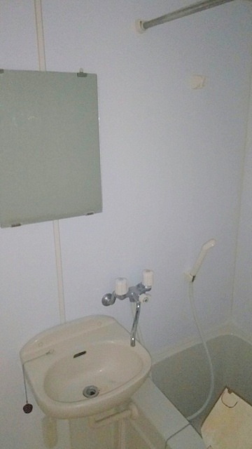 洗面設備　同仕様参考写真