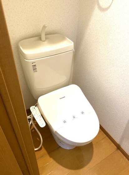 ＪＲ総武線 稲毛駅 徒歩5分 3階建 築18年のトイレ写真