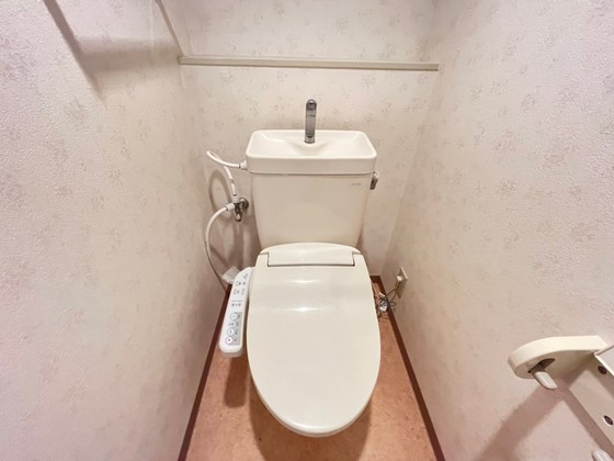 トイレ　※別部屋の写真です