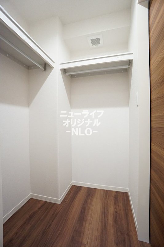 収納　たっぷり収納出来るウォークインクローゼット☆