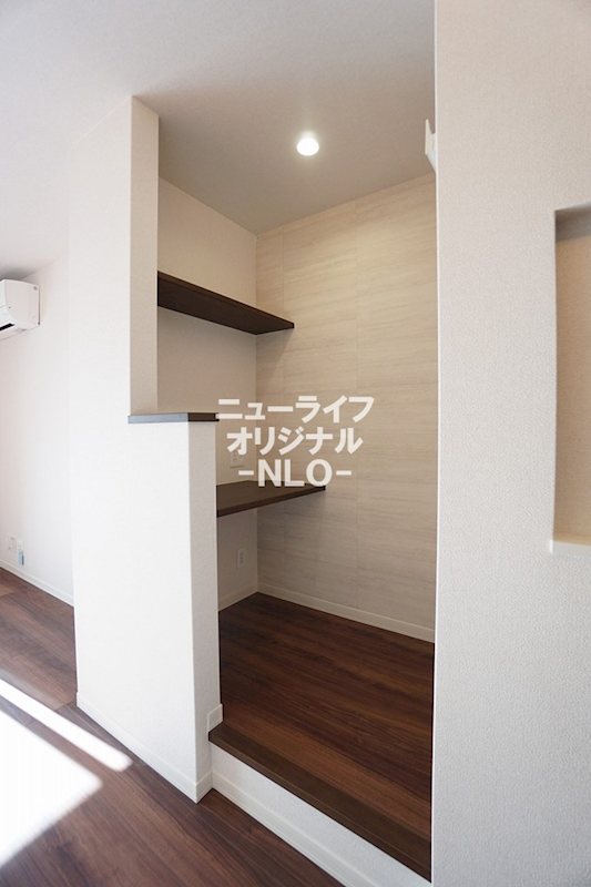 その他設備　半個室のワークスペース、仕事はもちろん趣味のスペースにも☆