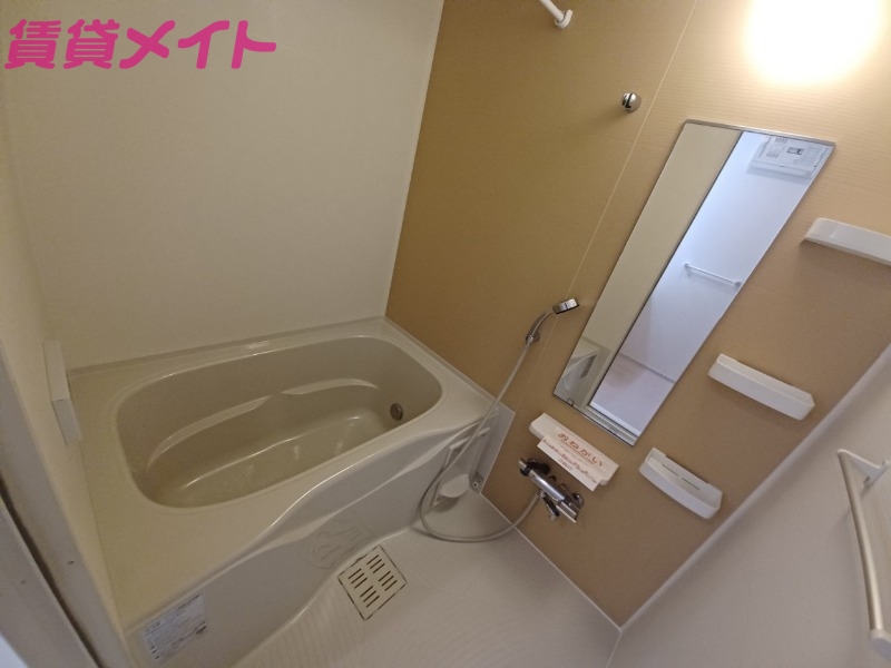 バス・シャワールーム　同型タイプ画像