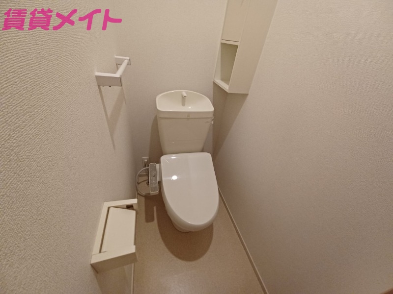 トイレ　同型タイプ画像
