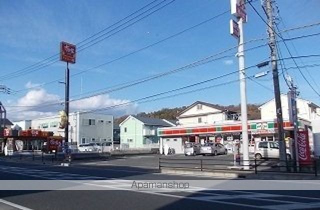 コンビニ　サンクス（コンビニ）まで1000m