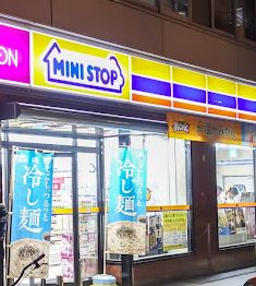 コンビニ　ミニストップ 御堂筋本町店（コンビニ）まで40m