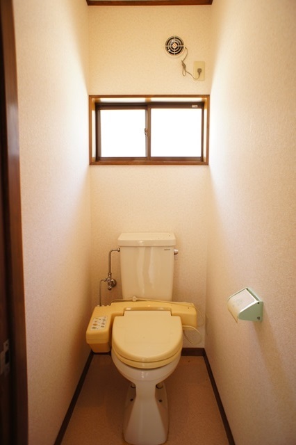 トイレ　図面と現状に相違がある場合には現状を優先