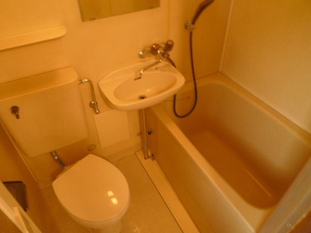 バス・シャワールーム　ユニットバスのお部屋です