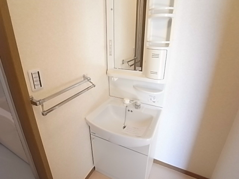 エーデル雲雀丘二番館の内装写真