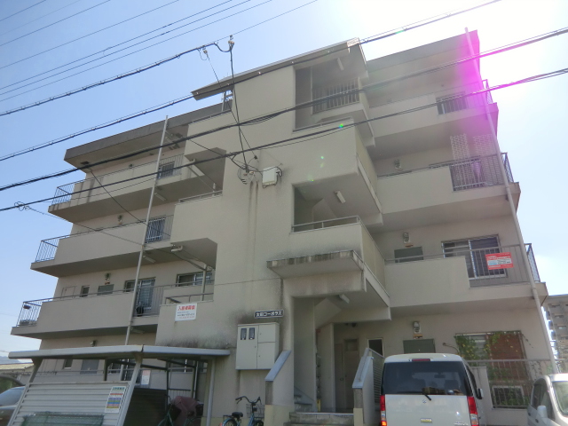 近鉄大阪線 近鉄八尾駅 徒歩9分 4階建 築52年の外観写真