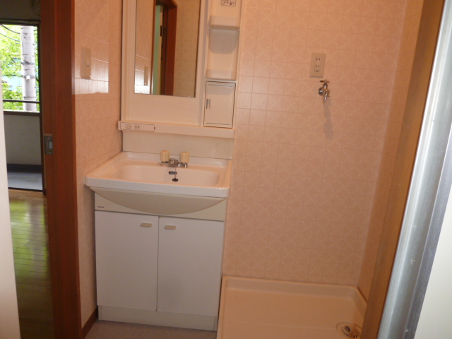 洗面設備　別の部屋の写真です。