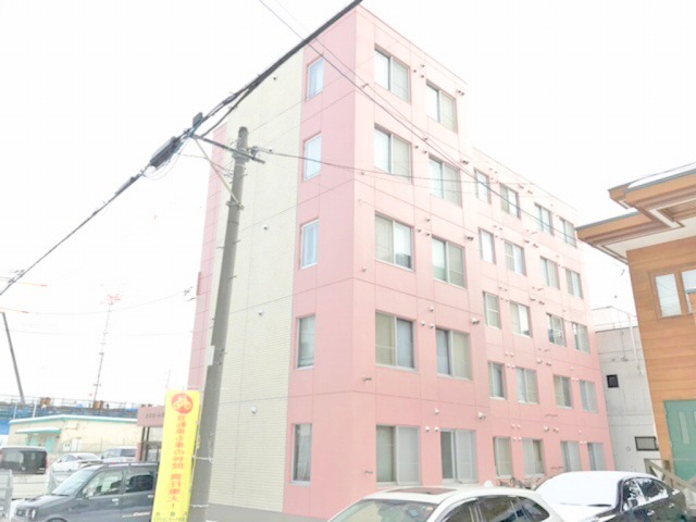 札幌市中央区北四条東のマンションの建物外観