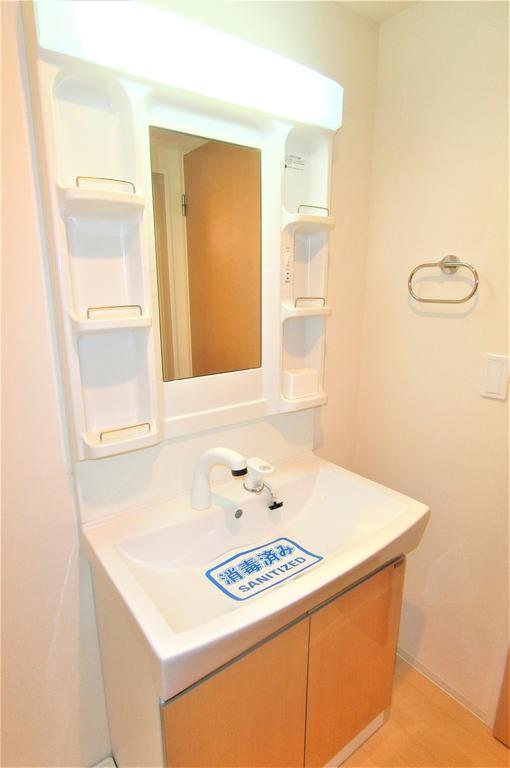 洗面設備　類似物件です。