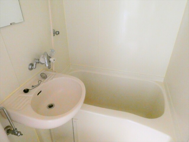 バス・シャワールーム　★バス・洗面ボウル★