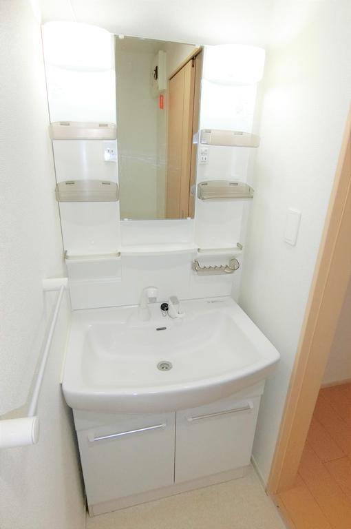洗面設備　類似物件です。