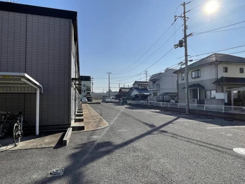 駐車場　駐車場