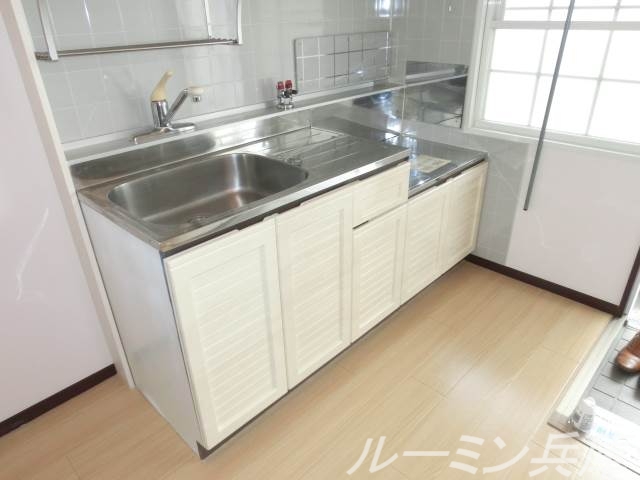 サンライフアイFのキッチン写真