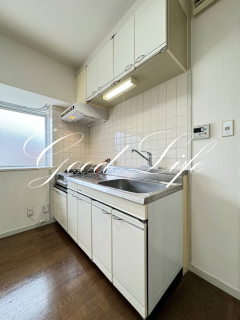 ＪＲ山陽本線 加古川駅 徒歩13分 3階建 築35年のキッチン写真