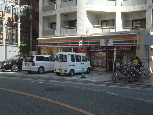 地下鉄七隈線 渡辺通駅 徒歩5分 11階建 築24年の周辺写真