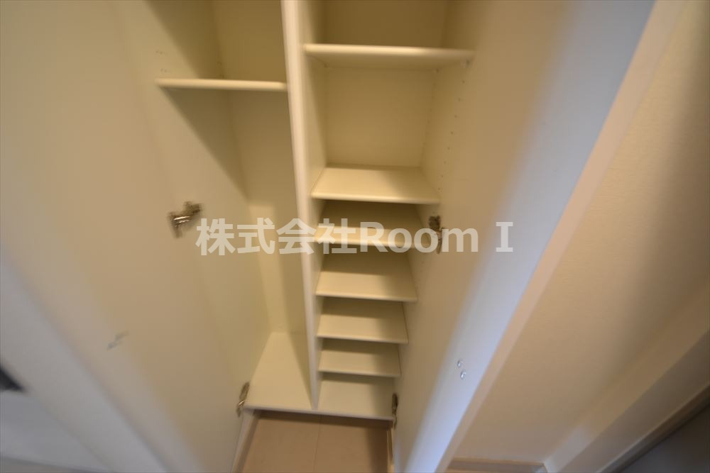 収納　シューズボックスです。