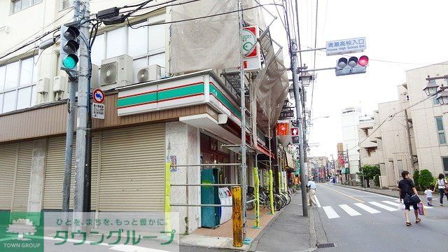 【新座市新堀のアパートのコンビニ】