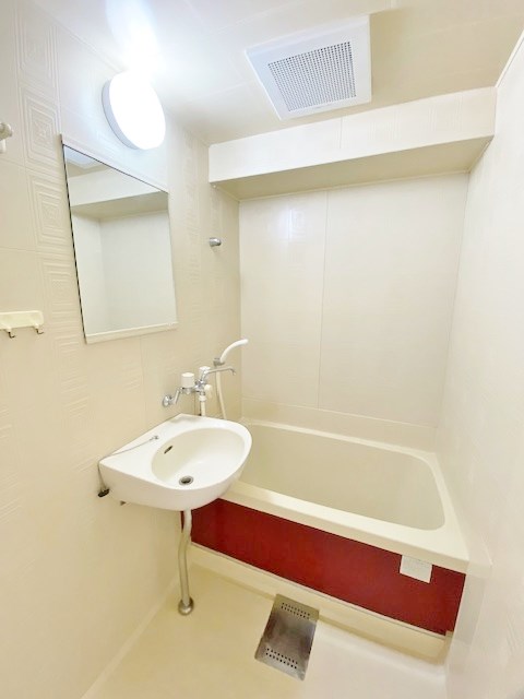 バス・シャワールーム　★浴室★
