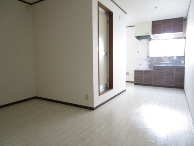 居室・リビング　他号室の写真です。