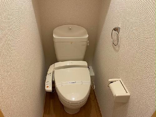 トイレ　設備・仕様は号室により異なる為、現況を優先致します