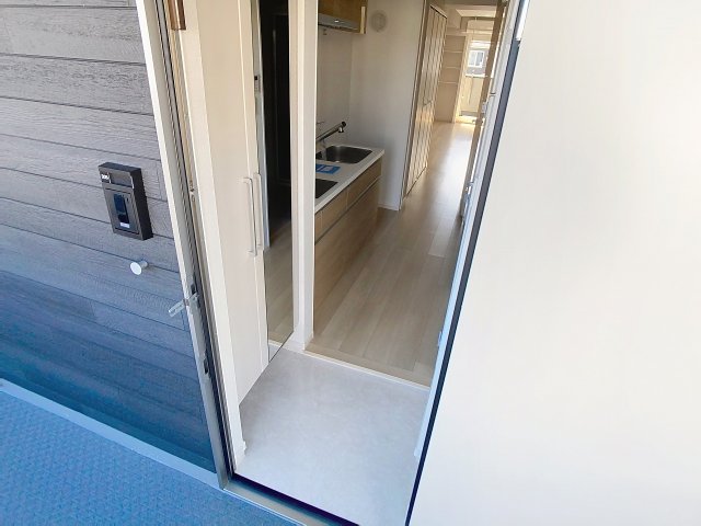 玄関　2025年7月撮影※現況を優先します。