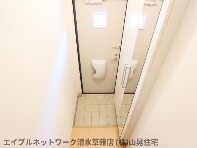 玄関　きれいな玄関です