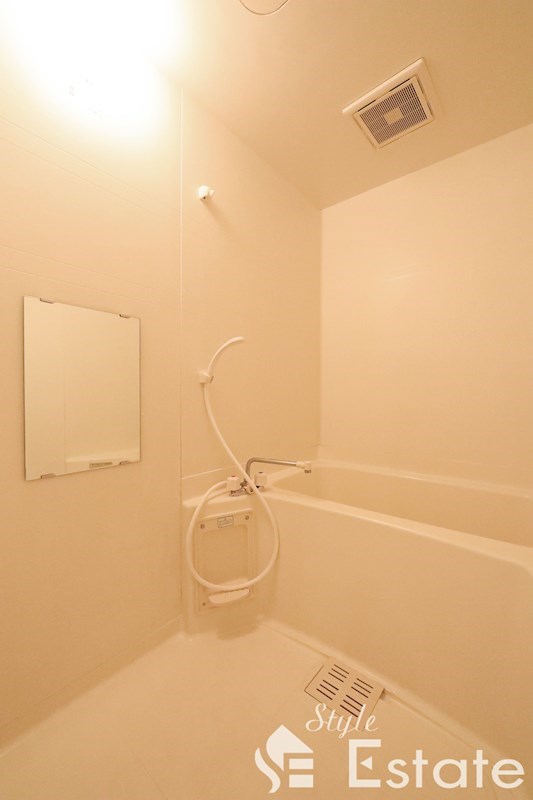 バス・シャワールーム　バスルーム