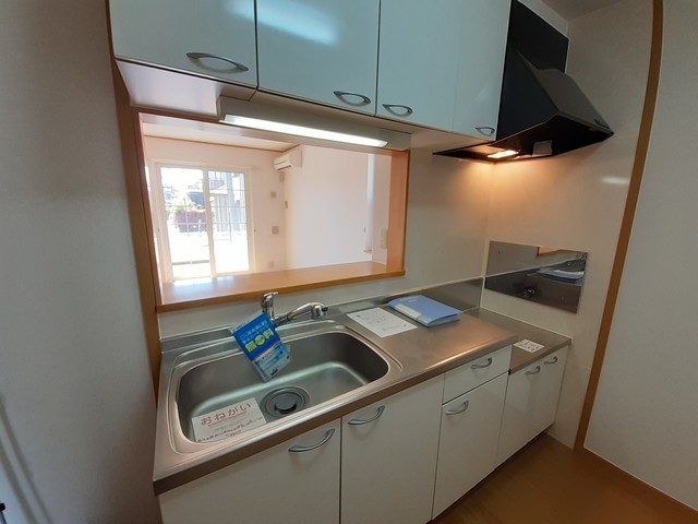 【メゾン・ド・シャルーレIIのキッチン】