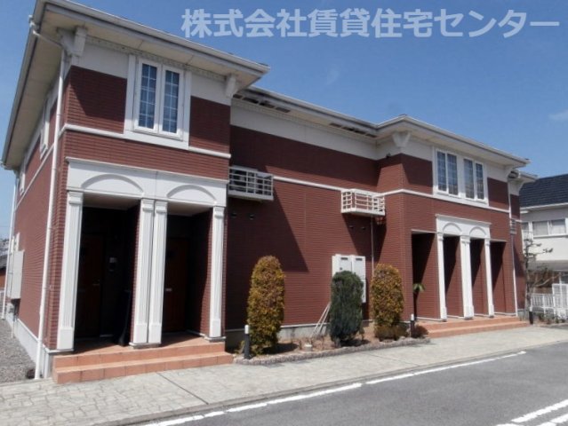 【メゾン・ド・シャルーレIIの建物外観】