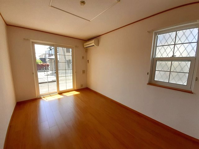 【メゾン・ド・シャルーレIIの居室・リビング】