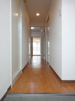 玄関　参考写真です。