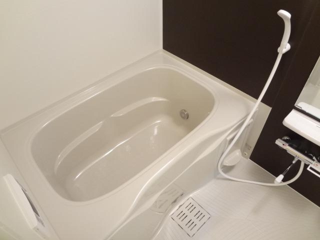 バス・シャワールーム　バス（イメージ）