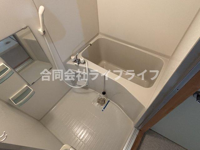 バス・シャワールーム　お風呂で日々の疲れを落としましょう