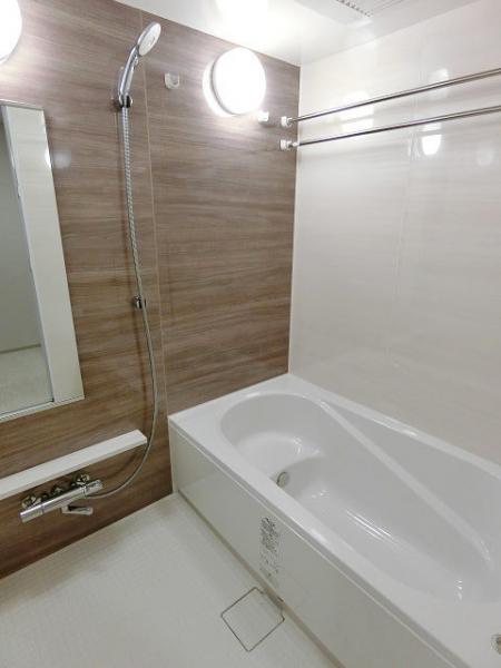 バス・シャワールーム　浴室